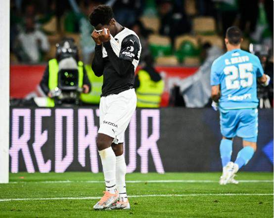 开云登录入口-【人物】米兰新援尤努斯·穆萨的往事与迷途