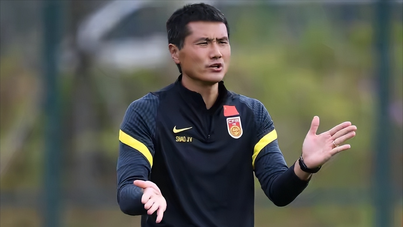 开云登录入口-喜讯！国足2比0之后又2比2，邵佳一开局两场不败，这回选对人了？